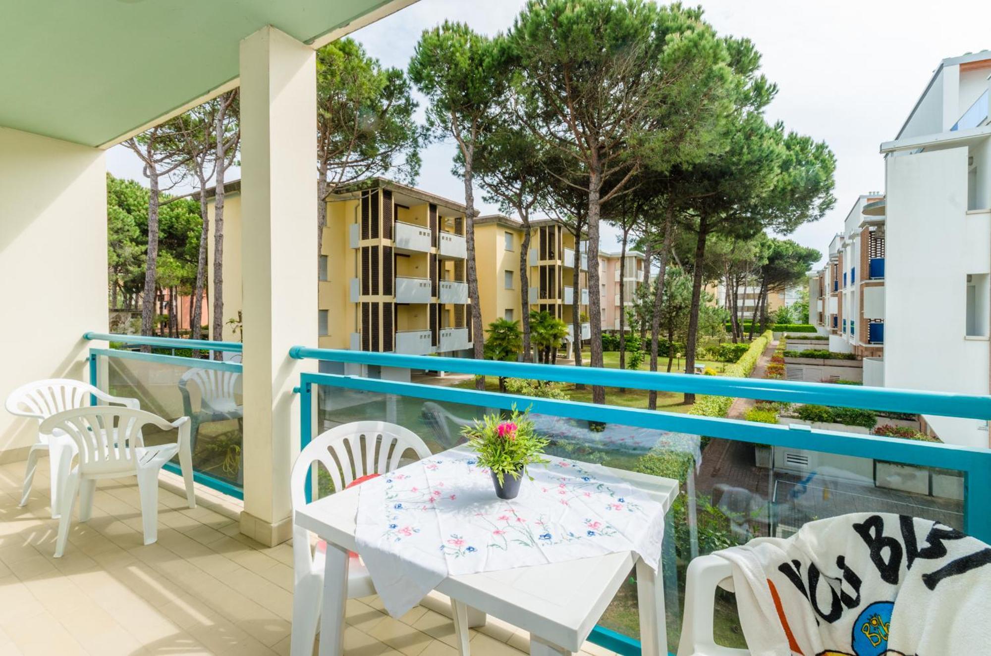 Residence Pinewood Бибионе Экстерьер фото